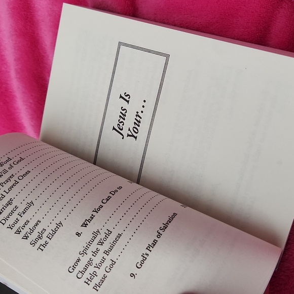 GOD'S PROMISES For Your Every Need NKJV - Picture 2 of 4